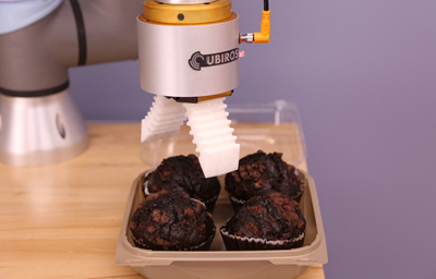 Muffin Picking and Packaging Muffin Packaging